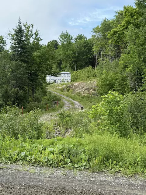 135 Hemore Rd, Ludlow, ME 04730