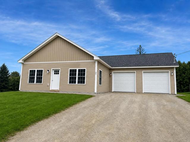 6 Tyler Ave, Greene, ME 04236