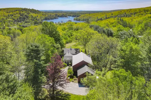 120 Barnestown Rd, Camden, ME 04843