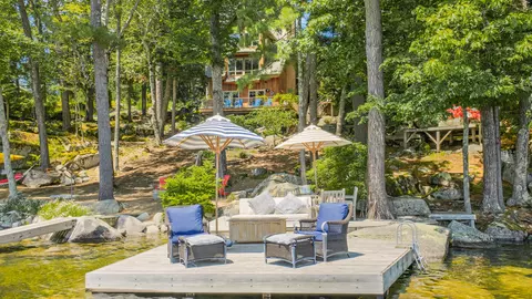57 Andersen Rd, Raymond, ME 04071