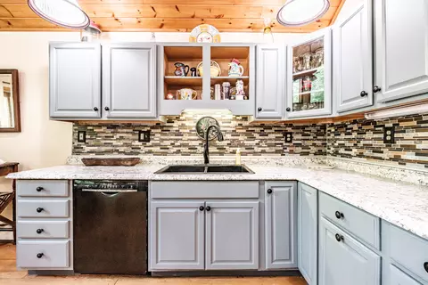 Kitchen - 10 Bear Point Rd, Harrison, ME 04040 photo 3 of 4