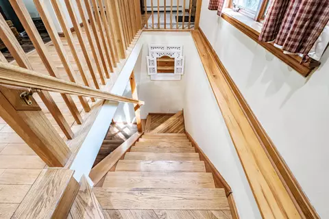 Entry Way - 10 Bear Point Rd, Harrison, ME 04040 photo 11 of 13