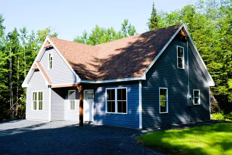 32 E Shore Rd, Embden, ME 04958
