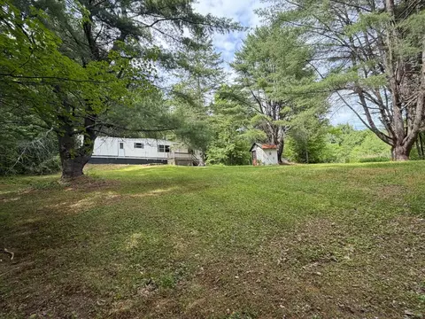 895 W Plymouth Rd, Etna, ME 04434