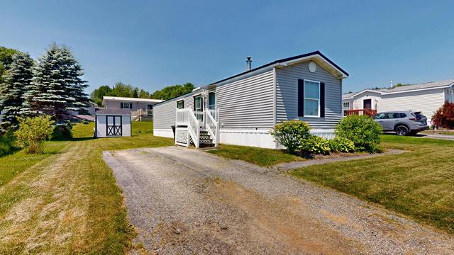 9 Anita St, Sabattus, ME 04280