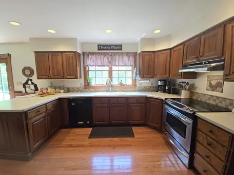 Kitchen - 32 Old Fairgrounds Rd, Readfield, ME 04355 photo 1 of 5