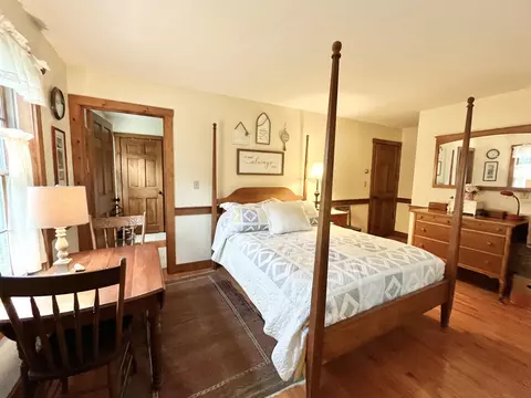 Bedroom - 32 Old Fairgrounds Rd, Readfield, ME 04355 photo 4 of 7