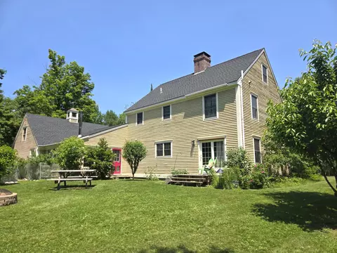 Exterior - 32 Old Fairgrounds Rd, Readfield, ME 04355 photo 4 of 35