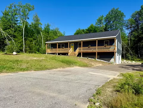 14 Jordan Ln, Bridgton, ME 04009