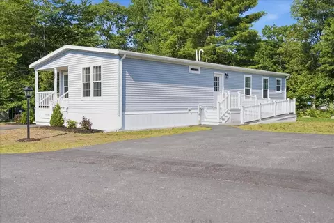 20 Sunset Ln, Turner, ME 04282