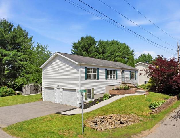 1 Bobcat Ln, Berwick, ME 03901