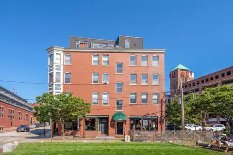 341 Fore St #6, Portland, ME 04101