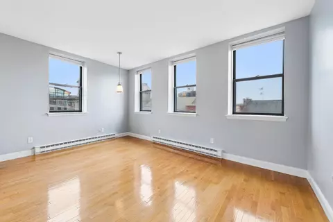 341 Fore St #6, Portland, ME 04101
