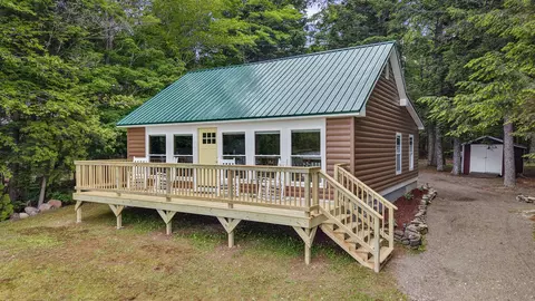 3 S Shore Rd, Topsfield, ME 04490