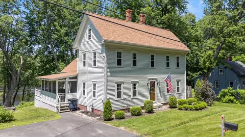 61 Salmon Falls Rd, Buxton, ME 04093
