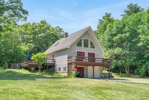 68 Carding Machine Rd, Richmond, ME 04357