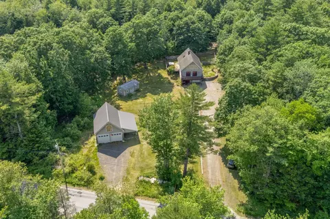 68 Carding Machine Rd, Richmond, ME 04357