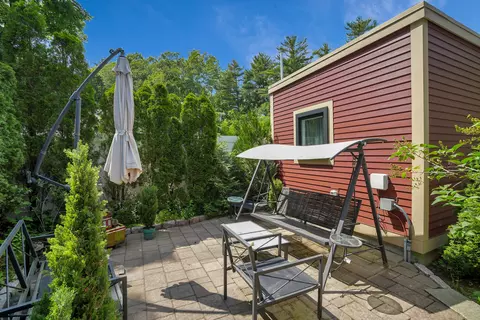 Exterior - 35 Kings Ln, Ogunquit, ME 03907 photo 6 of 7