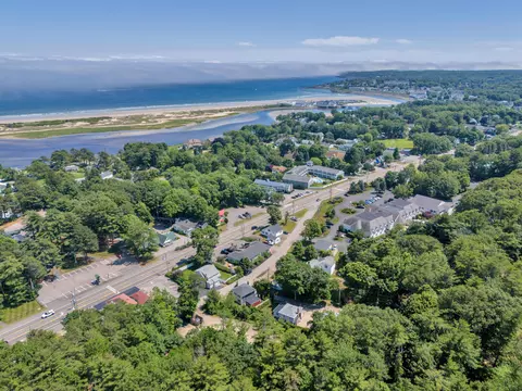 View/Area - 35 Kings Ln, Ogunquit, ME 03907 photo 2 of 2