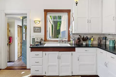 Kitchen - 77 Main St, Warren, ME 04864 photo 4 of 4