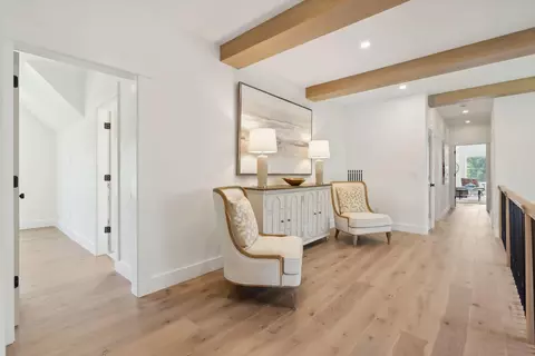 Entry Way - 353 Pool St, Biddeford, ME 04005 photo 5 of 9