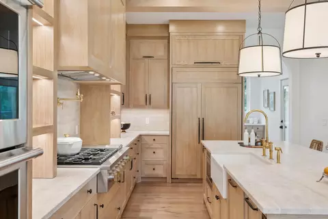 Kitchen - 353 Pool St, Biddeford, ME 04005 photo 7 of 8