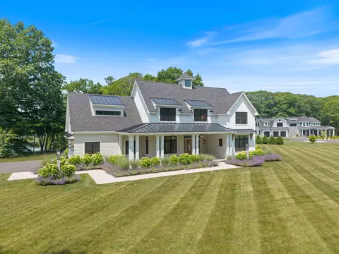 Exterior - 353 Pool St, Biddeford, ME 04005 photo 11 of 15
