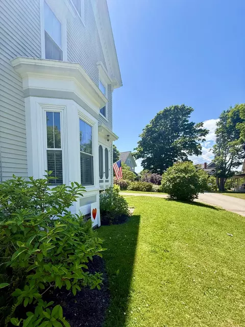 Exterior - 6 Leos Ln, Vinalhaven, ME 04863 photo 8 of 14