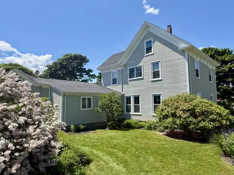 Exterior - 6 Leos Ln, Vinalhaven, ME 04863 photo 10 of 14