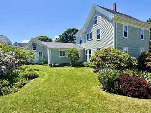 Exterior - 6 Leos Ln, Vinalhaven, ME 04863 photo 3 of 14
