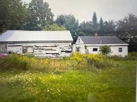 3091 W Chapman Rd, Mapleton, ME 04757 photo 2