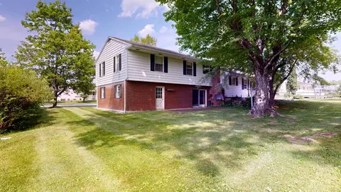 25 Orestis Way, Lewiston, ME 04240