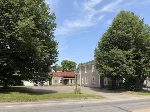 49 Court St, Houlton, ME 04730