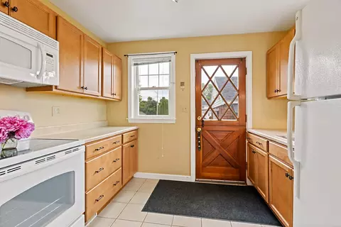 Kitchen - 67 River Rd, Benton, ME 04901 photo 1 of 3