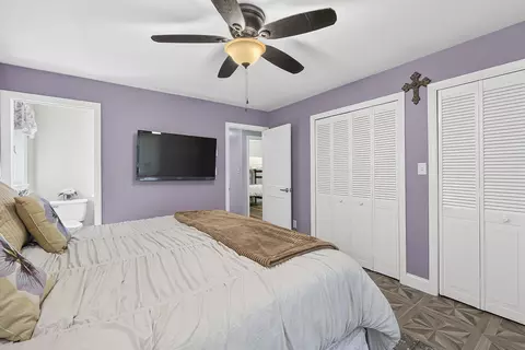 Bedroom - 18 Lisa Ln, Naples, ME 04055 photo 2 of 7
