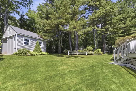 Exterior - 4 Ledge Rd, Cumberland, ME 04110 photo 12 of 23