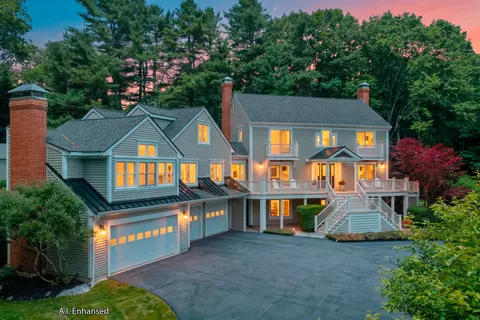 4 Ledge Rd, Cumberland, ME 04110