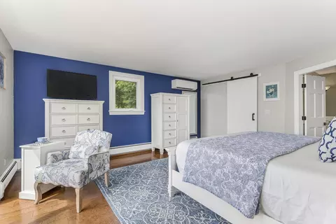 Bedroom - 4 Ledge Rd, Cumberland, ME 04110 photo 1 of 10