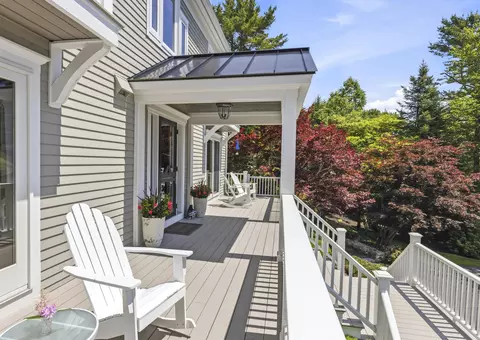 Exterior - 4 Ledge Rd, Cumberland, ME 04110 photo 18 of 23