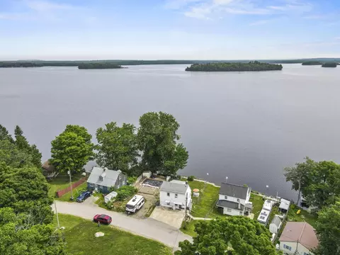 109 Luckys Landing Rd, Glenburn, ME 04401