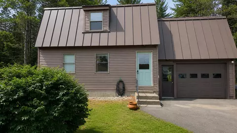 121 Knowlton Corner Rd, Farmington, ME 04938