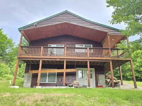 60 Riley Rd, Mexico, ME 04257