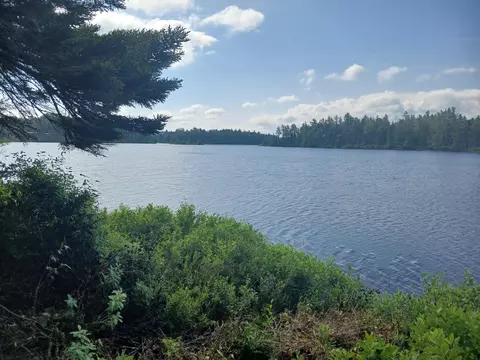 lot Apt 161 Middle Rd, Carrying Place Town Twp, ME 04961