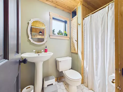 Bath - 173 Tibbetts Rd, Exeter, ME 04435 photo 1 of 4
