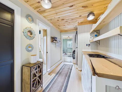 Entry Way - 173 Tibbetts Rd, Exeter, ME 04435 photo 2 of 6