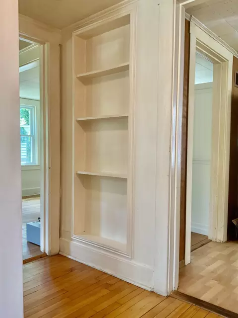 Entry Way - 18 Valley Rd, Bath, ME 04530 photo 1 of 3