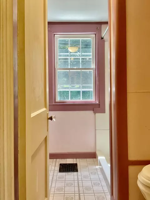 Bath - 18 Valley Rd, Bath, ME 04530 photo 2 of 2