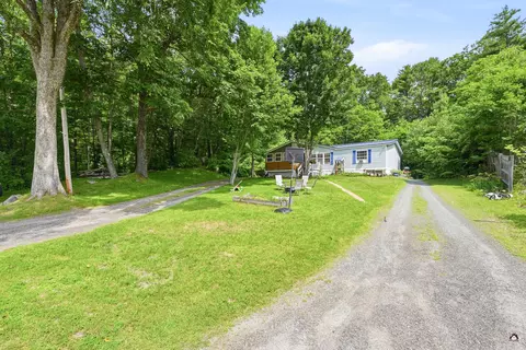 Exterior - 20 Mill Stream Rd, Readfield, ME 04355 photo 3 of 10