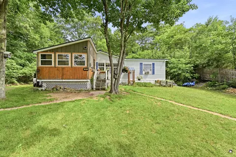 Exterior - 20 Mill Stream Rd, Readfield, ME 04355 photo 5 of 10