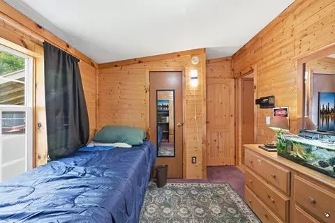Bedroom - 20 Mill Stream Rd, Readfield, ME 04355 photo 1 of 4